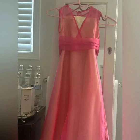 🦄Flower  girl's dress🌸 - Picture 2 of 9